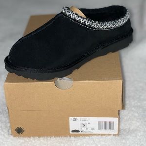 Ugg Tasman Slippers